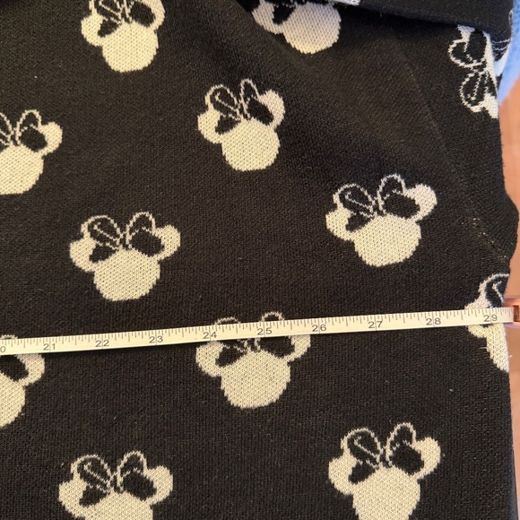 Torrid Size 3 Disney Minnie Mouse Sweater Cardigan - Picture 5 of 5
